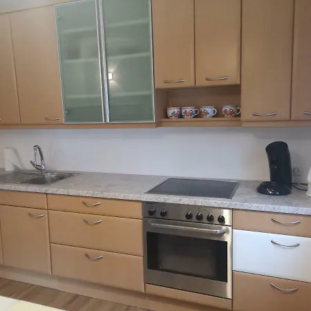 Lawie Am Attersee Alexenau