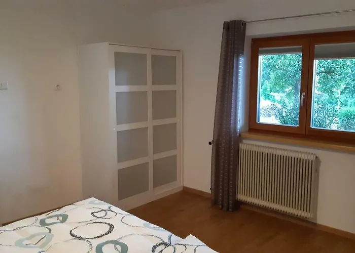 Lawie Am Attersee Alexenau