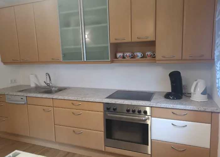 Lawie Am Attersee Alexenau